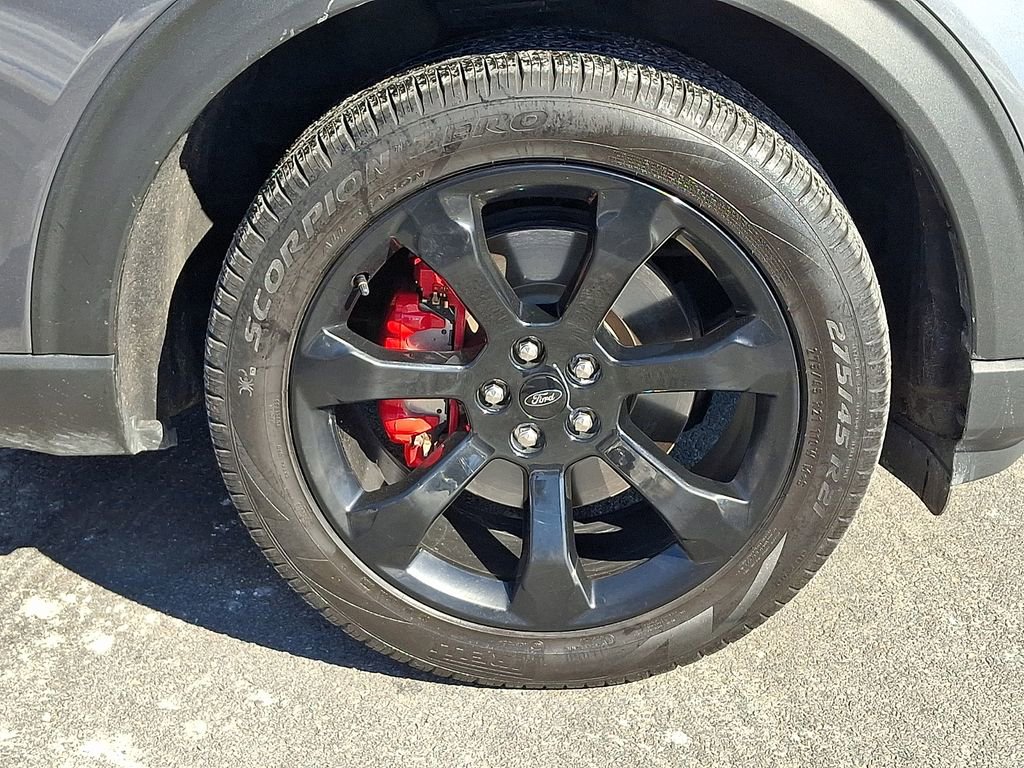 Certified 2024 Ford Explorer ST w/ Equipment Group 401A image 8
