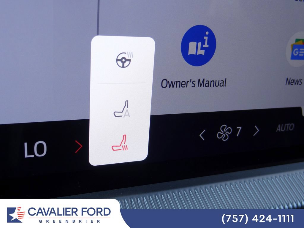 Certified 2025 Ford Explorer ST-Line AWD/4WD image 30