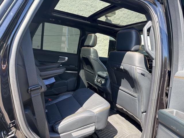 Certified 2025 Ford Expedition Tremor AWD/4WD image 12