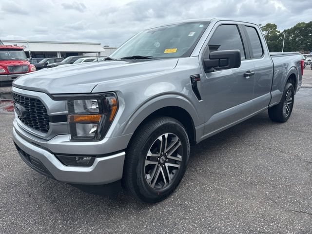 Certified 2023 Ford F150 XL w/ STX Appearance Package RWD image 3