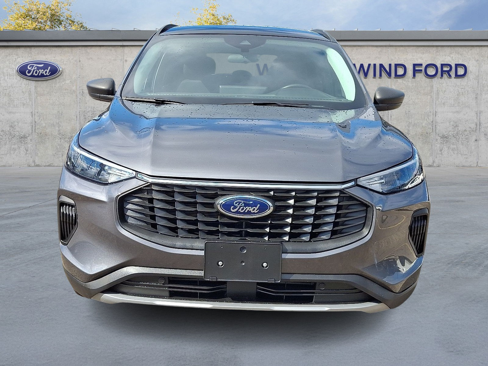 Certified 2023 Ford Escape Active w/ Tech Pack #1 AWD/4WD image 2
