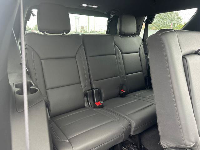 Used 2023 Chevrolet Tahoe Z71 w/ Z71 Off-Road Package AWD/4WD image 35