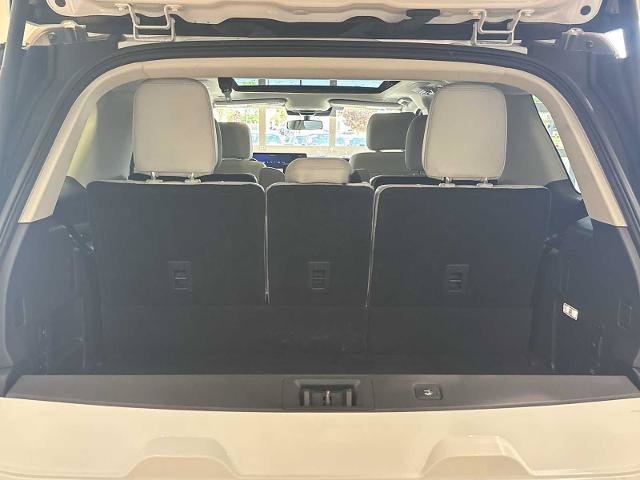 Certified 2025 Ford Expedition Platinum w/ Driver's Package AWD/4WD image 25