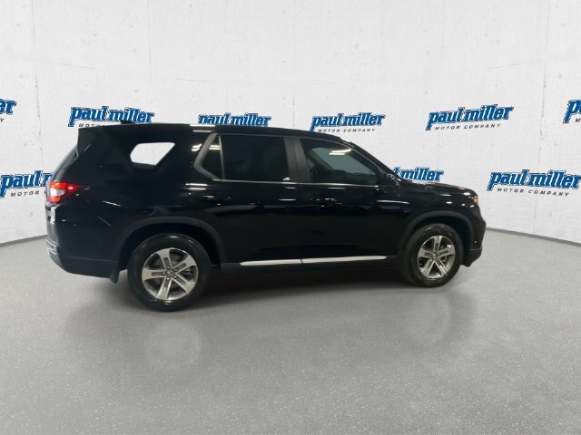 Used 2025 Honda Pilot EX-L image 12