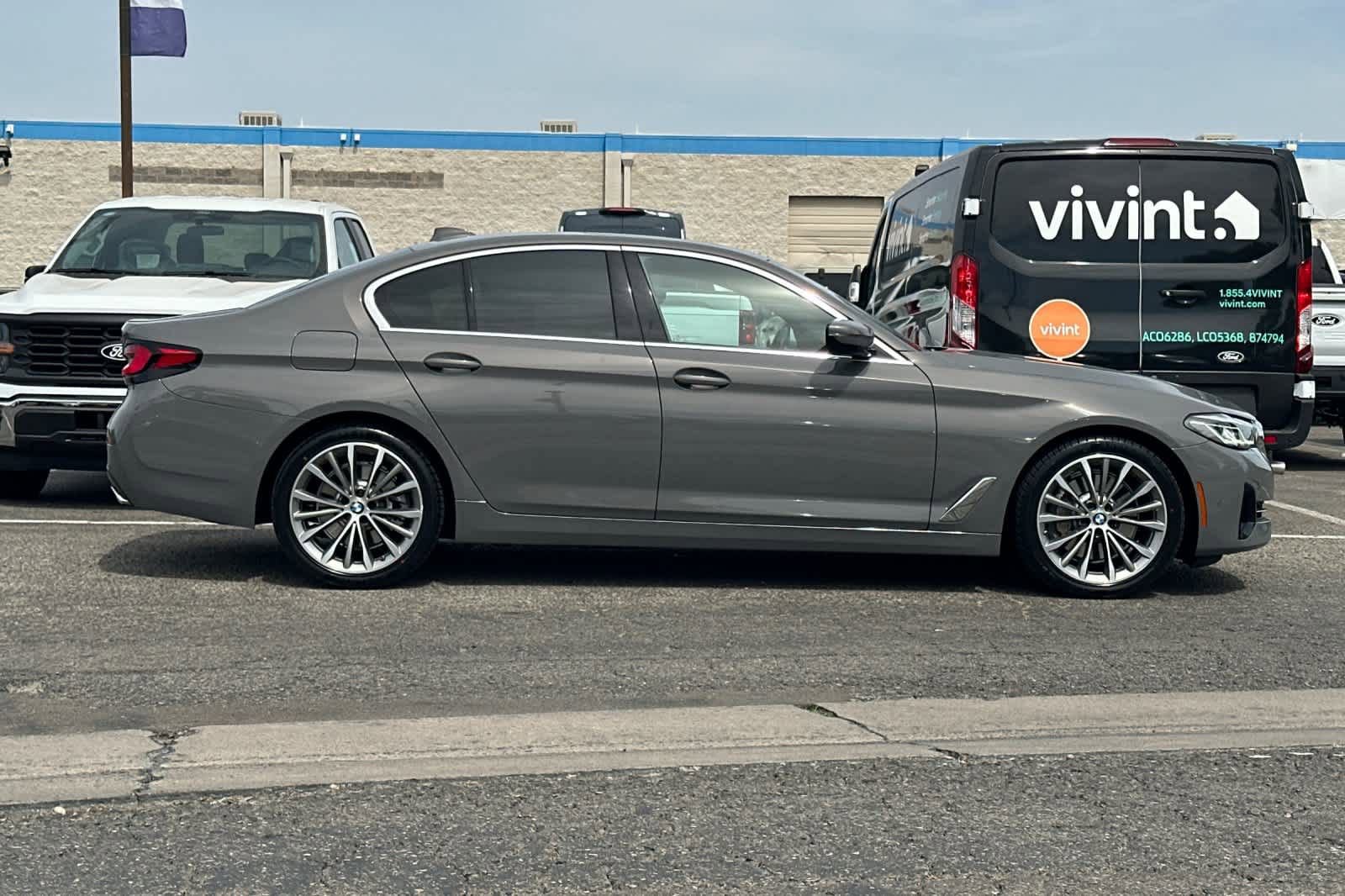 Used 2021 BMW 530i w/ Premium Package RWD image 8