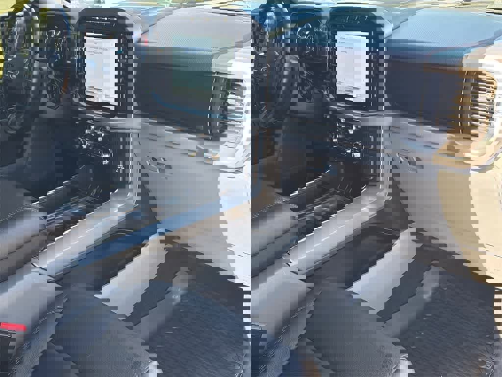 Certified 2022 Ford F150 XLT w/ Equipment Group 302A High image 13