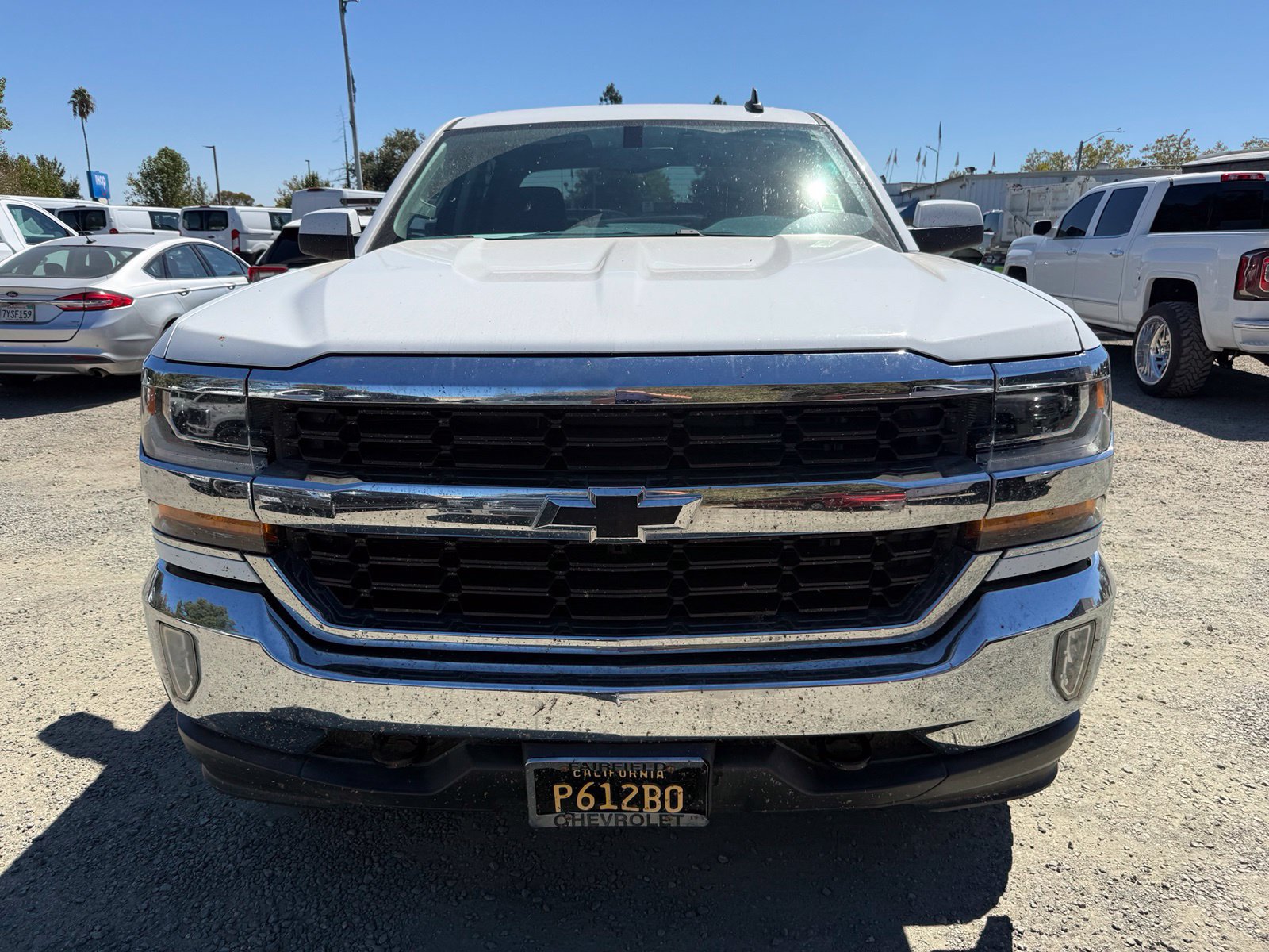 Used 2018 Chevrolet Silverado 1500 LT w/ All Star Edition AWD/4WD image 9