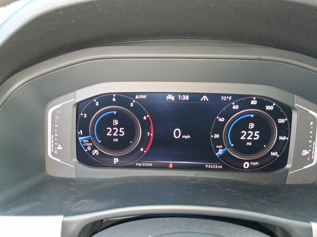 Used 2022 Volkswagen Atlas Cross Sport SE AWD/4WD image 13