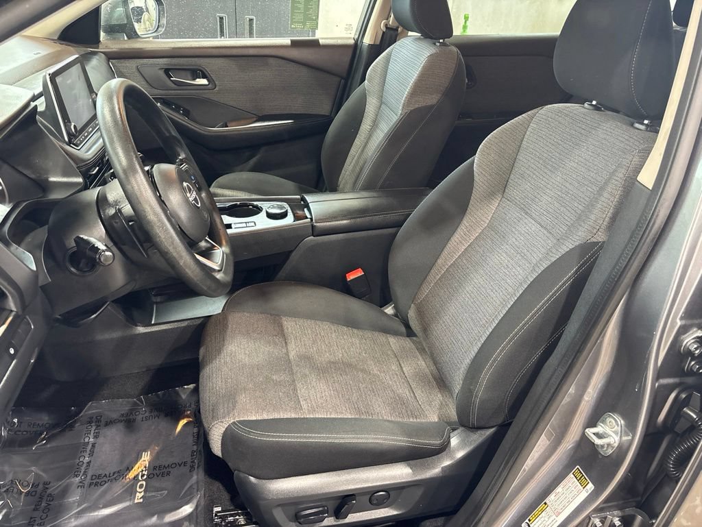 Used 2022 Nissan Rogue SV AWD/4WD image 10