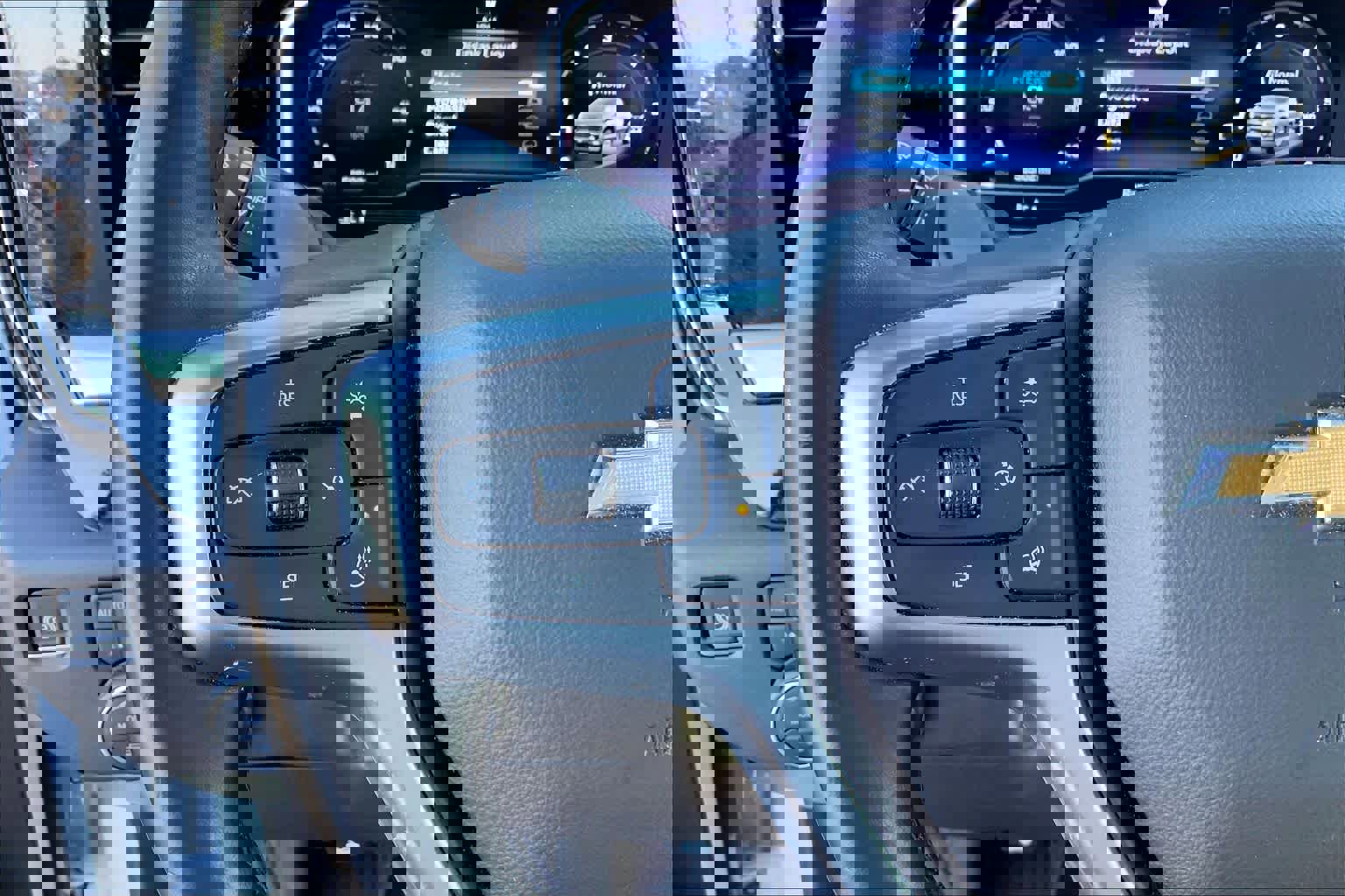 Used 2024 Chevrolet Silverado 1500 LTZ image 23