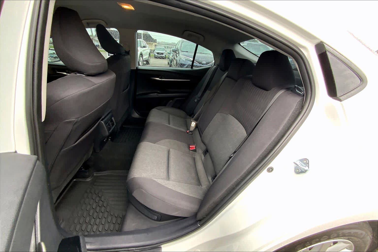 Used 2025 Toyota Camry LE w/ Convenience Package FWD image 19