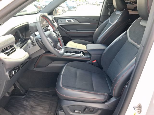 Certified 2026 Ford Explorer ST RWD image 12