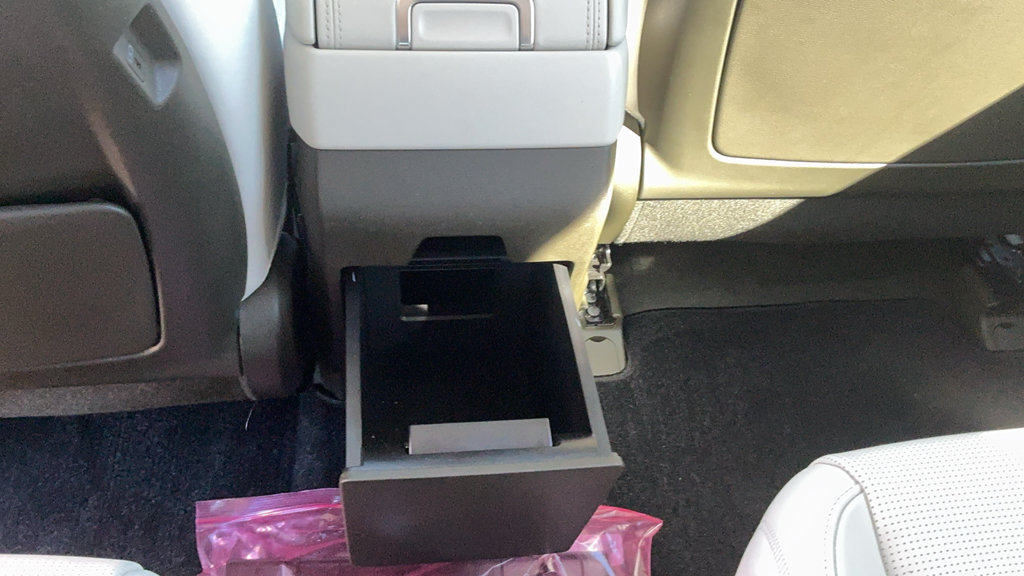 Used 2025 Hyundai Santa Fe Calligraphy FWD image 37