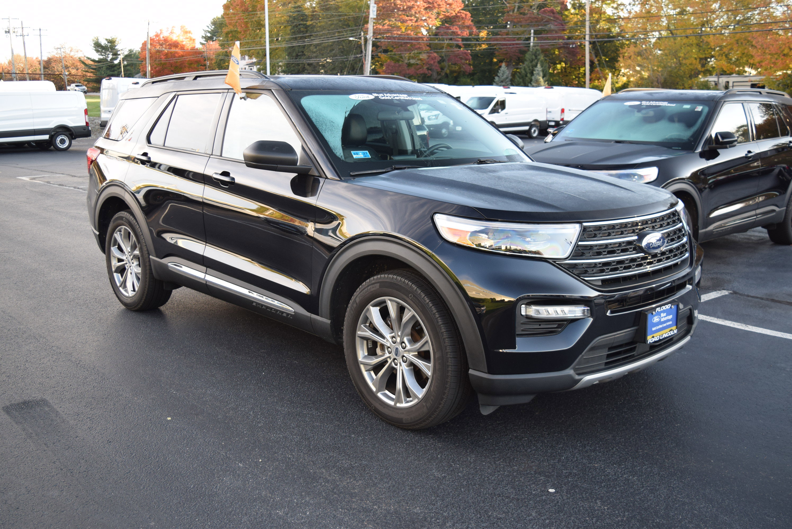 Certified 2022 Ford Explorer XLT w/ Equipment Group 202A