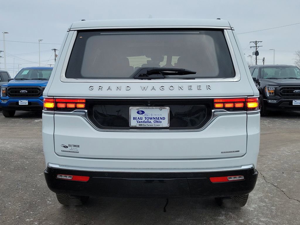 Used 2023 Jeep Grand Wagoneer Series III image 5