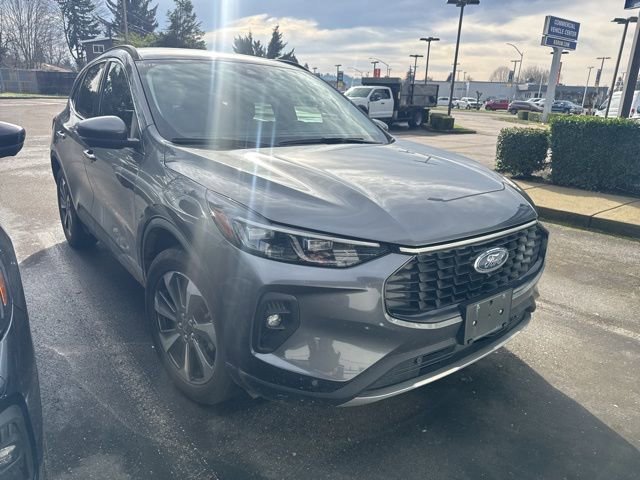 Certified 2024 Ford Escape Platinum image 2