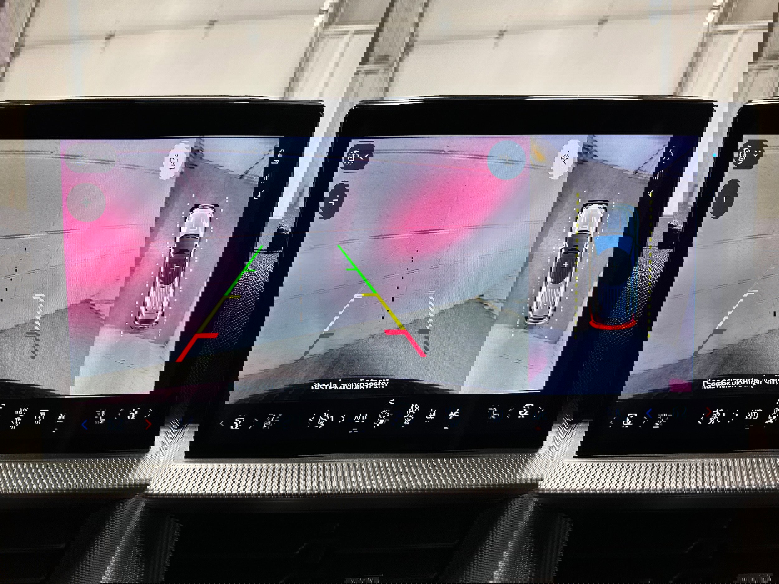 Certified 2025 Ford Explorer ST-Line image 24