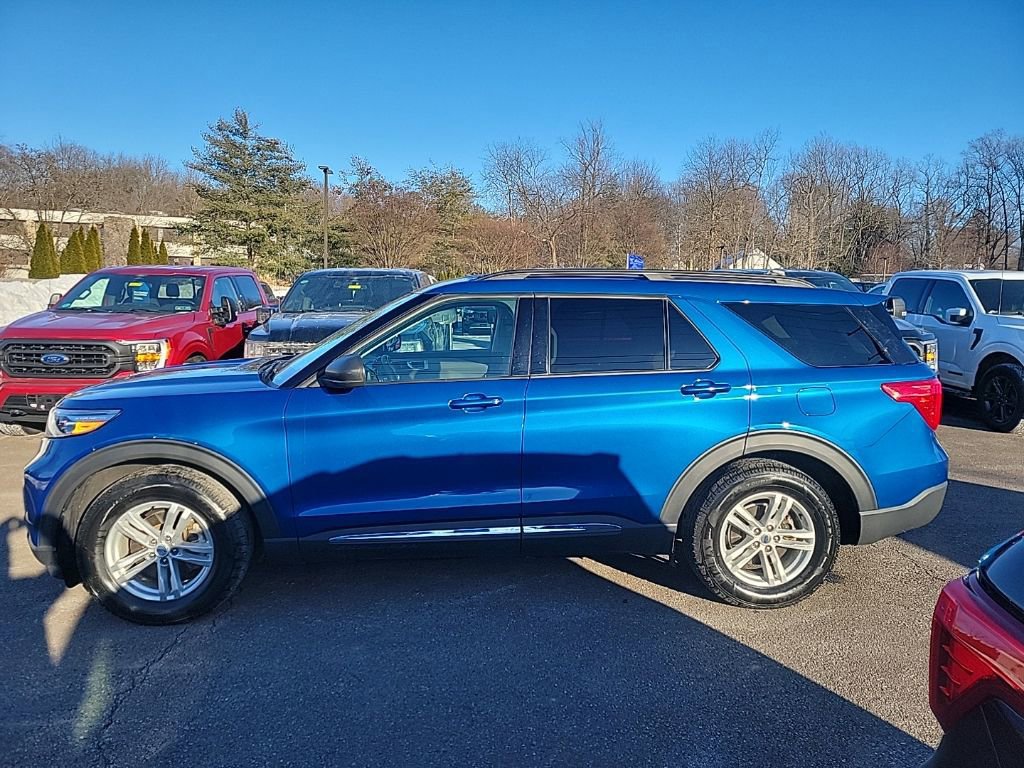 Certified 2023 Ford Explorer XLT w/ Class IV Trailer Tow Package image 6