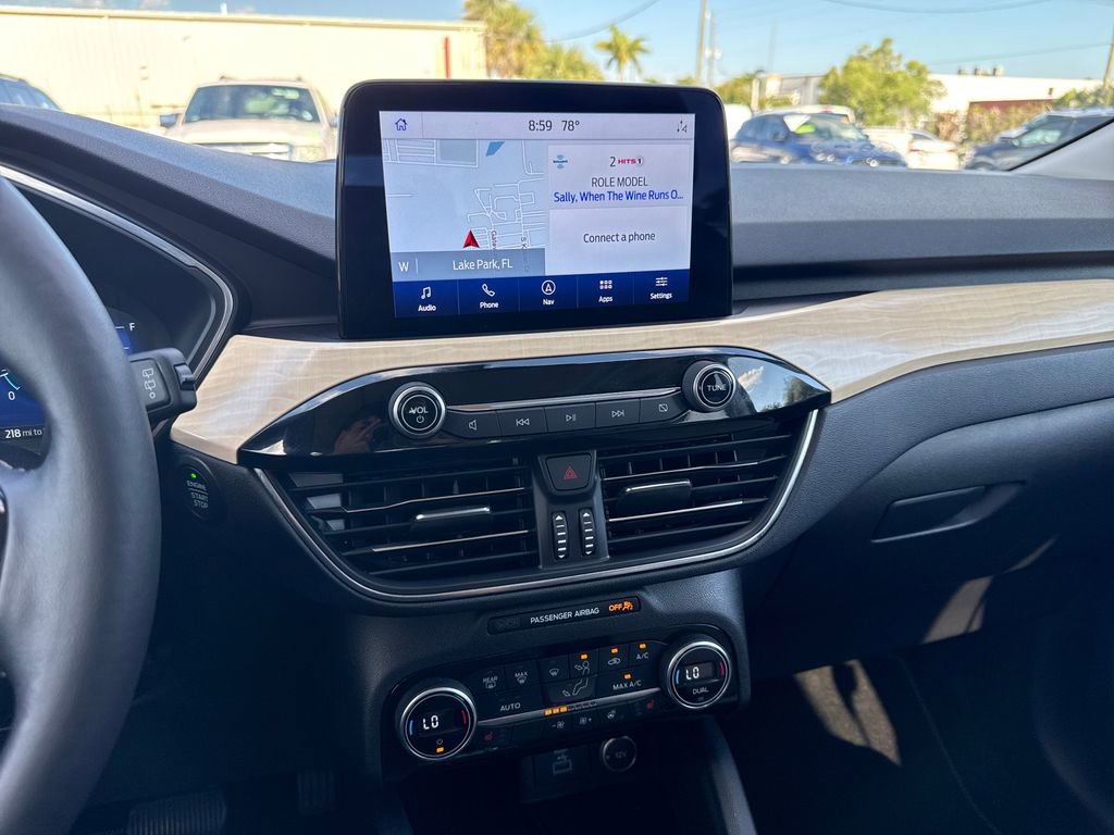 Certified 2021 Ford Escape Titanium w/ Titanium Elite Package AWD/4WD image 20
