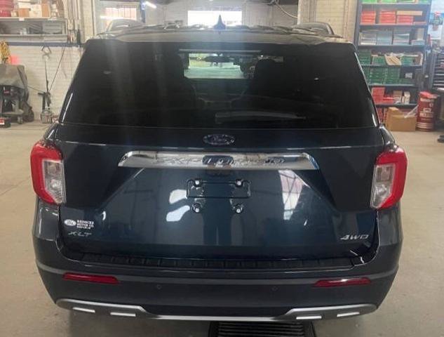 Certified 2023 Ford Explorer XLT w/ Equipment Group 202A AWD/4WD image 5