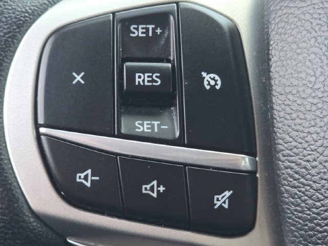 Certified 2022 Ford Explorer XLT w/ Equipment Group 202A AWD/4WD image 34