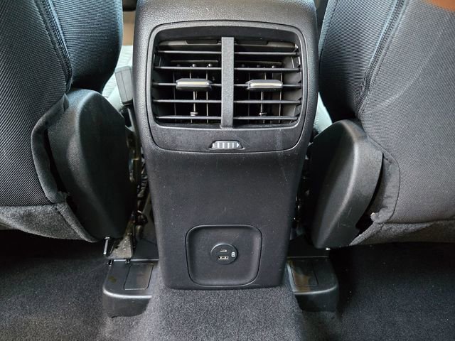 Certified 2022 Ford Escape SE w/ SE Sport Appearance Package FWD image 9