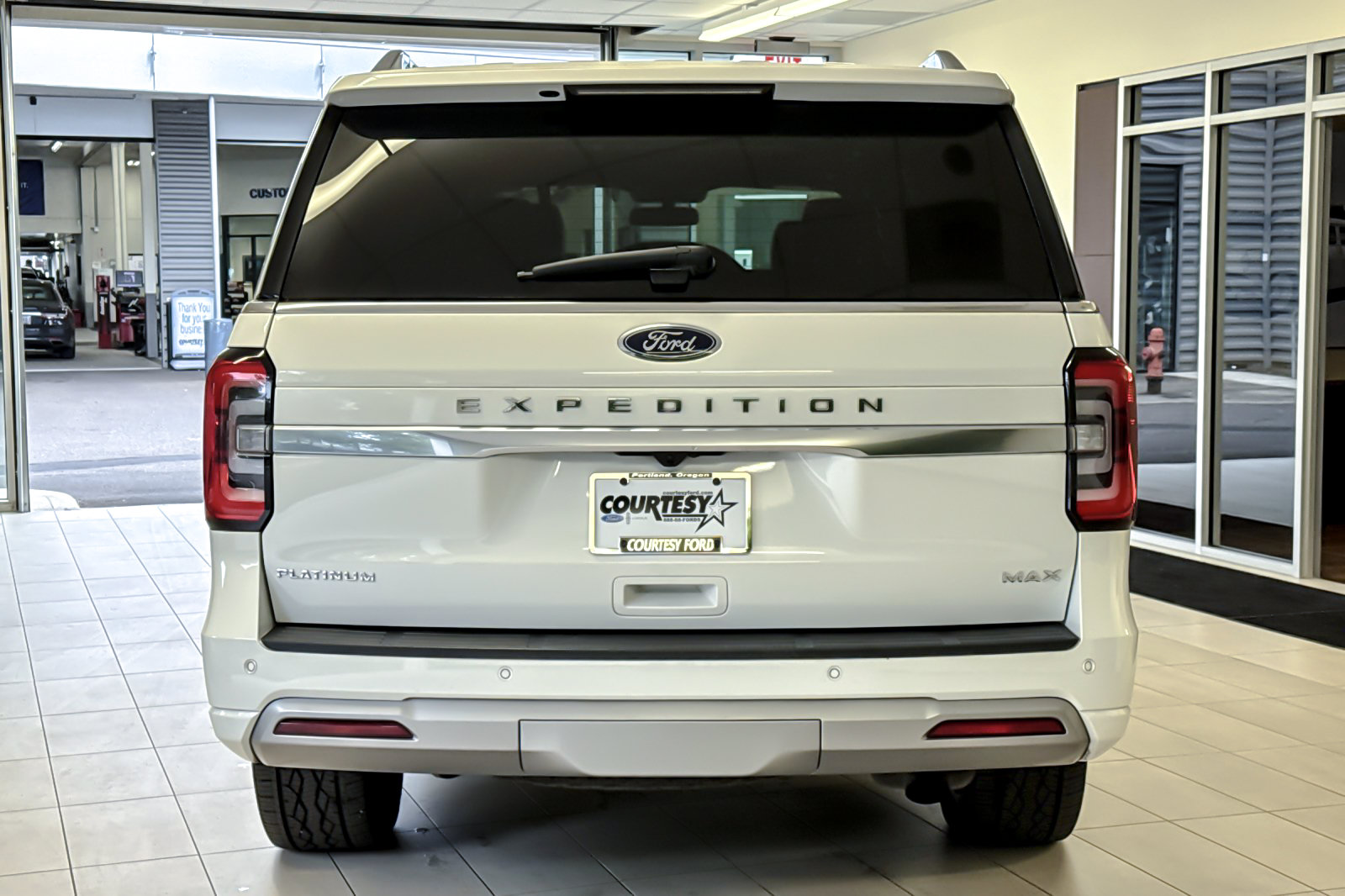 Certified 2022 Ford Expedition Max Platinum AWD/4WD image 5