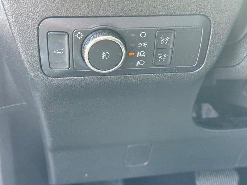 Certified 2022 Ford Escape SEL w/ SEL Stealth AWD Package image 28