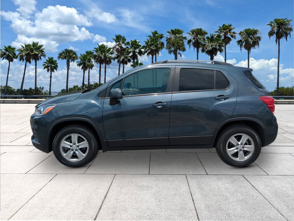 Used 2021 Chevrolet Trax LT AWD/4WD image 4