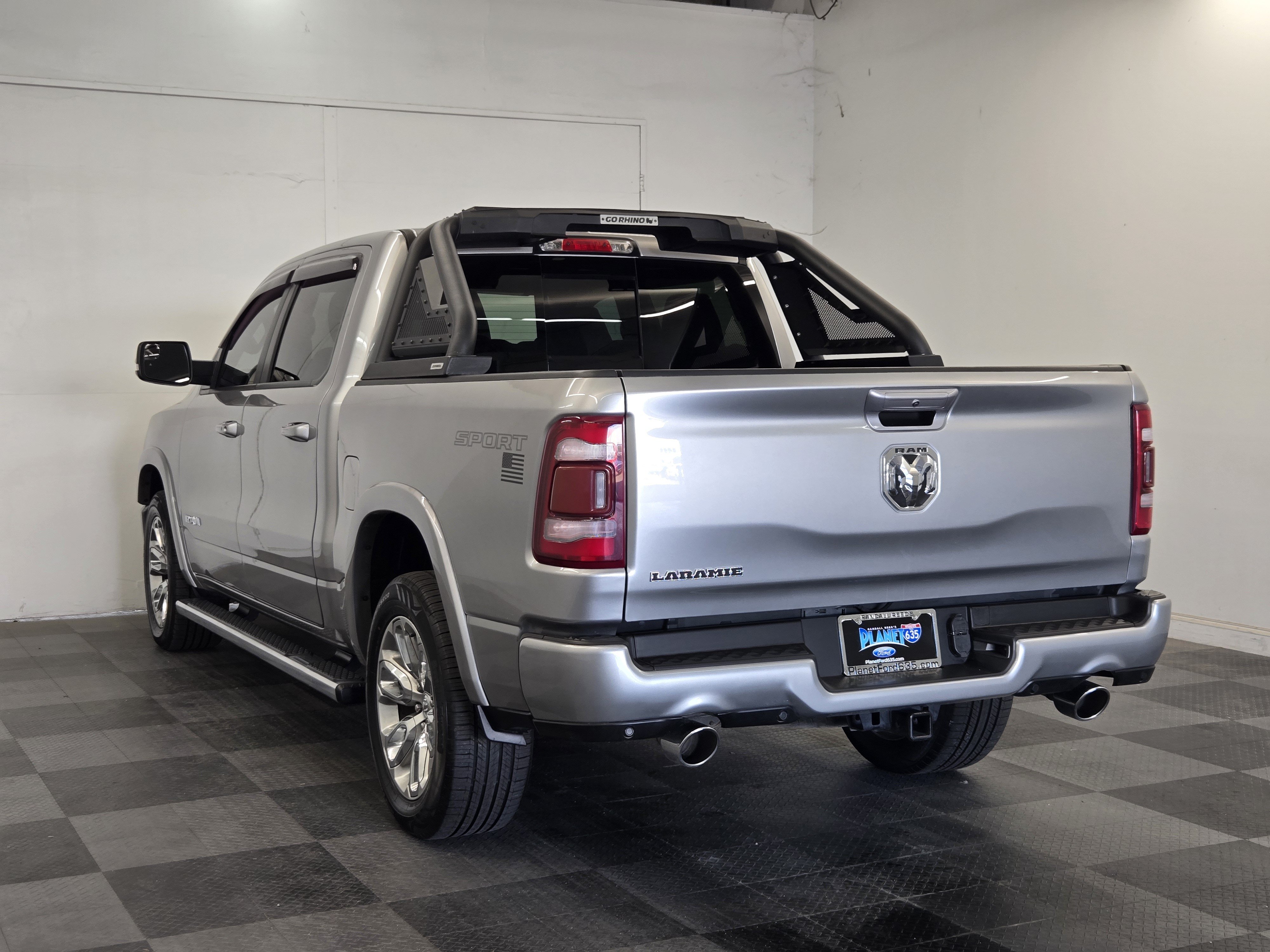 Used 2022 RAM 1500 Laramie w/ Sport Appearance Package RWD image 5