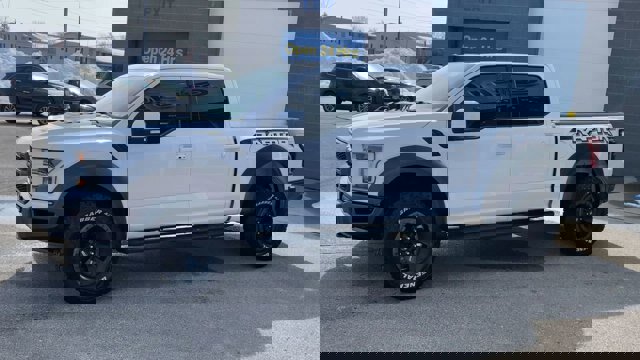 Certified 2018 Ford F150 Raptor w/ Equipment Group 802A Luxury image 6