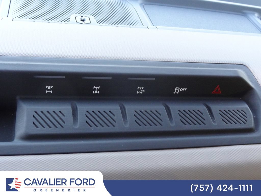 Certified 2024 Ford Bronco Wildtrak AWD/4WD image 15