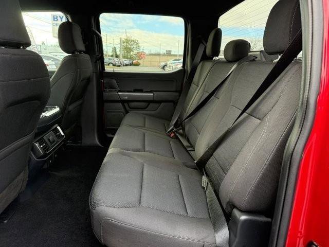 Certified 2022 Ford F150 XLT w/ Equipment Group 302A High image 18