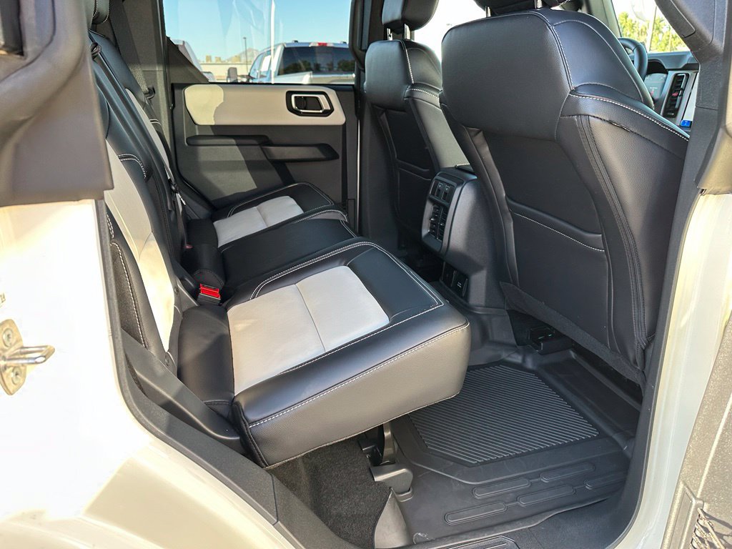 Certified 2026 Ford Bronco Outer Banks w/ Sasquatch Package AWD/4WD image 19