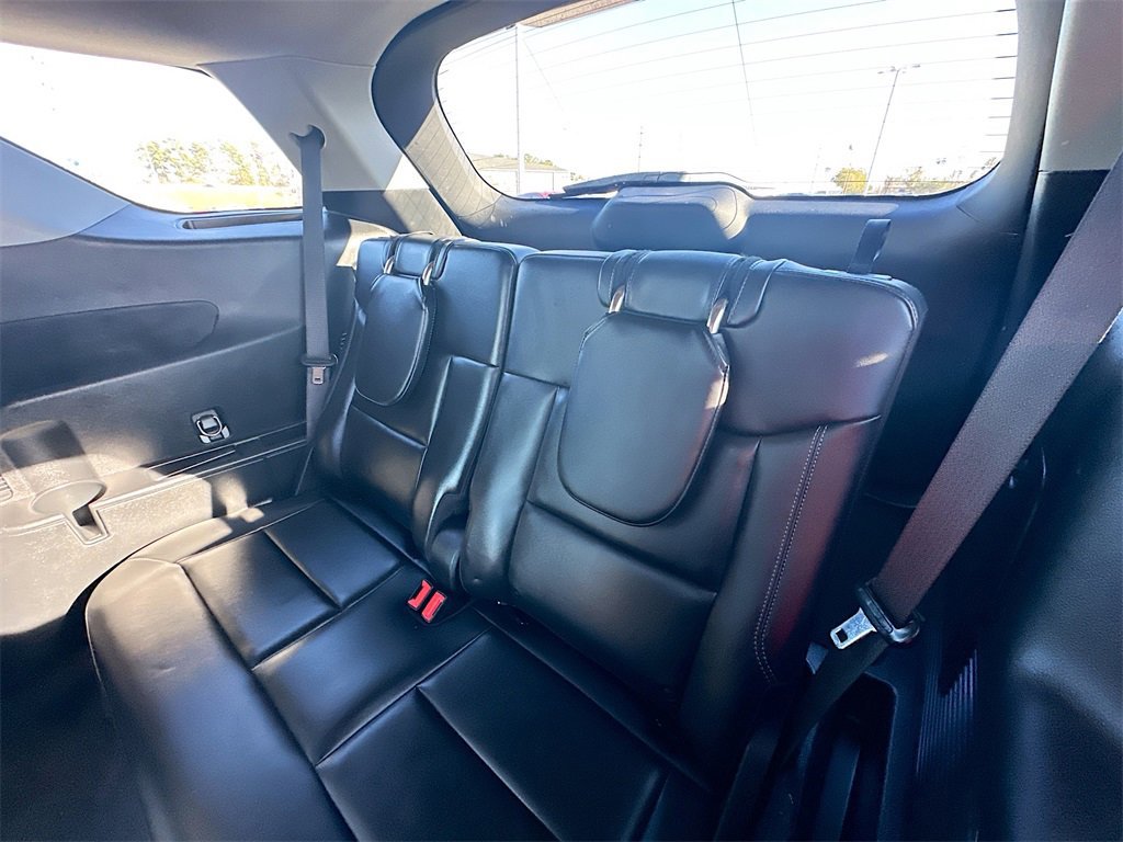 Certified 2023 Ford Explorer XLT w/ Equipment Group 202A image 8