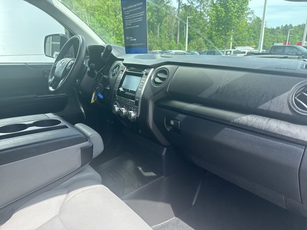 Used 2017 Toyota Tundra SR image 29