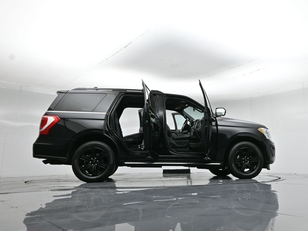 Certified 2020 Ford Expedition XLT w/ Equipment Group 202A image 15