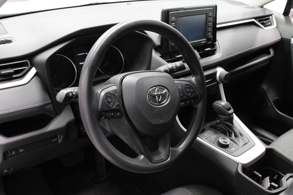 Used 2022 Toyota RAV4 XLE w/ Convenience Package AWD/4WD image 25