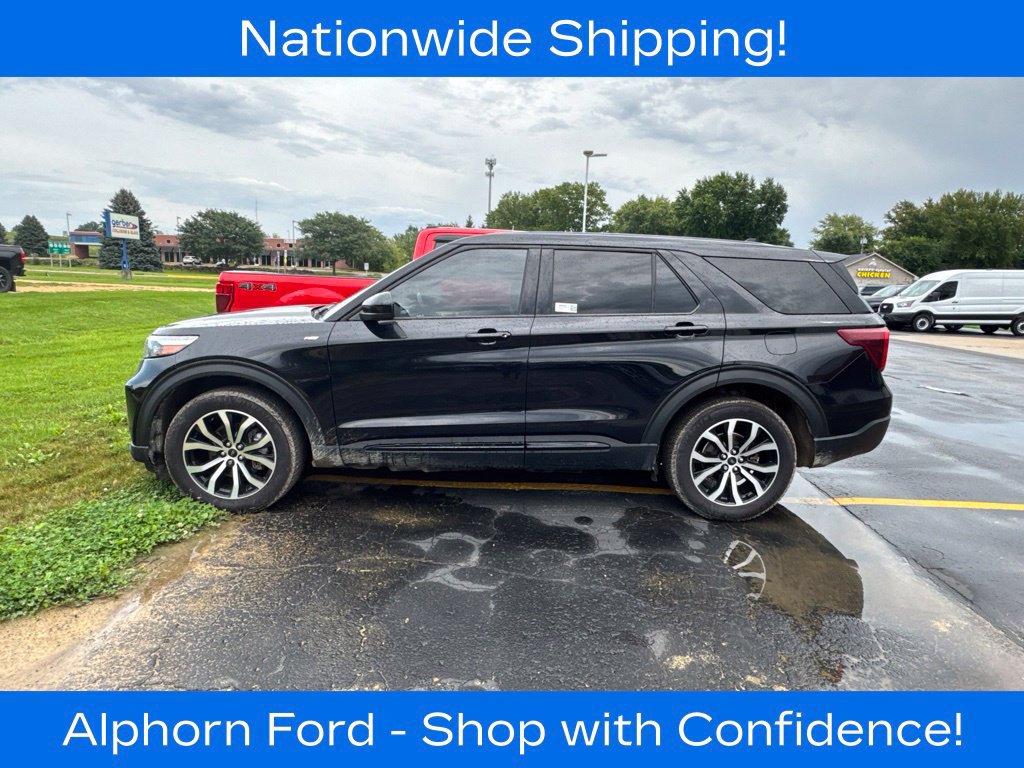 Certified 2022 Ford Explorer ST-Line w/ Class IV Trailer Tow Package AWD/4WD image 2