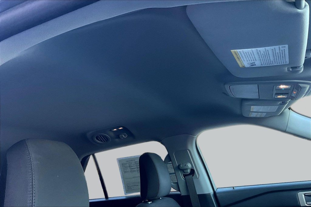 Certified 2023 Ford Explorer XLT RWD image 27