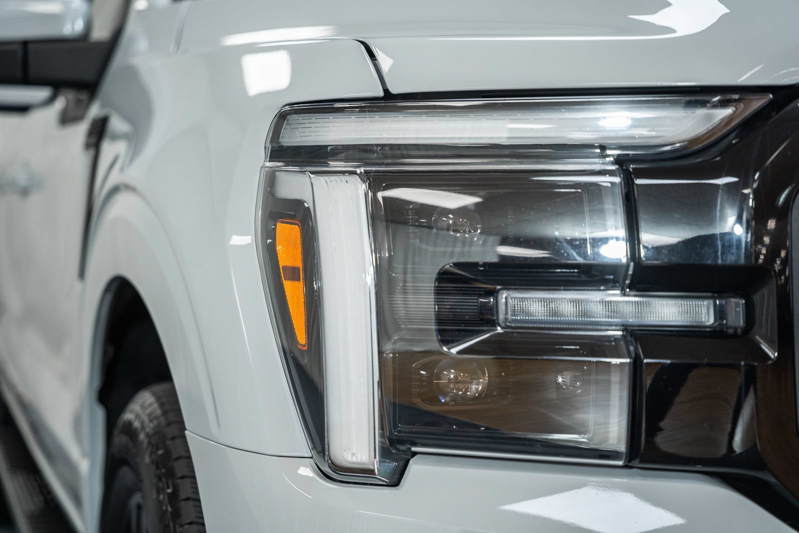 Certified 2024 Ford F150 Lariat AWD/4WD image 10