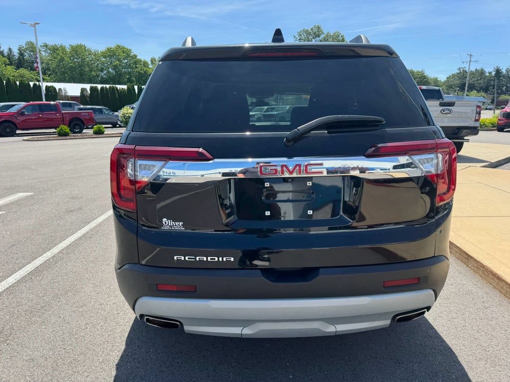 Used 2023 GMC Acadia SLE w/ Driver Convenience Package FWD image 7
