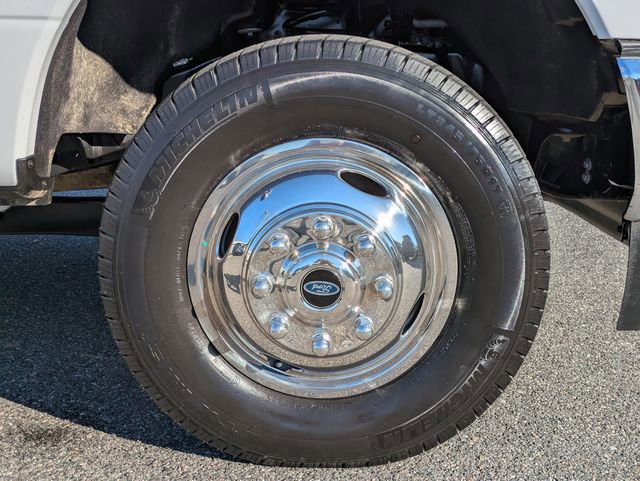 Certified 2022 Ford F350 XLT w/ XLT Premium Package image 11