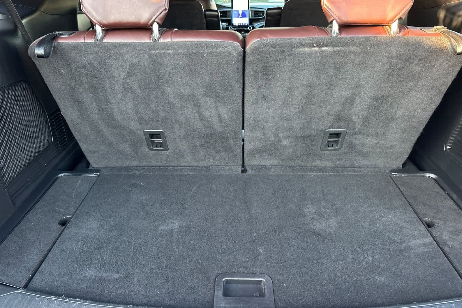 Certified 2023 Ford Explorer Platinum w/ Technology Package image 17