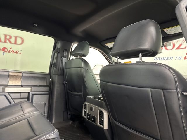 Certified 2022 Ford F350 Lariat w/ Black Appearance Package image 19