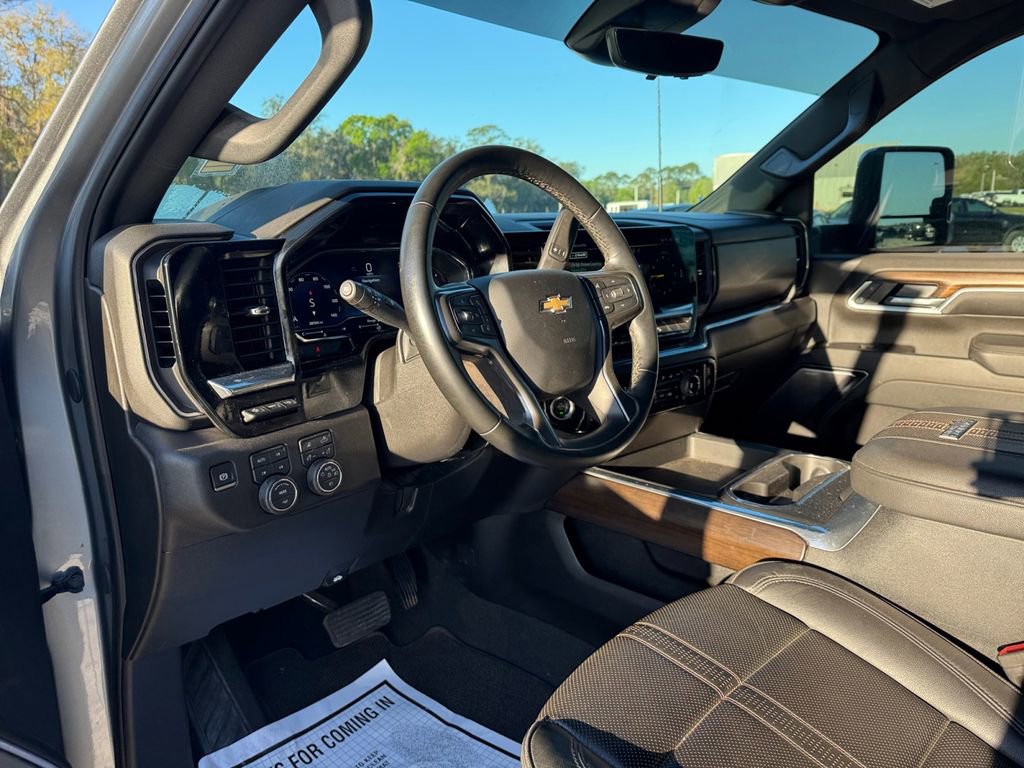 Used 2025 Chevrolet Silverado 2500 High Country w/ High Country Premium Package image 28