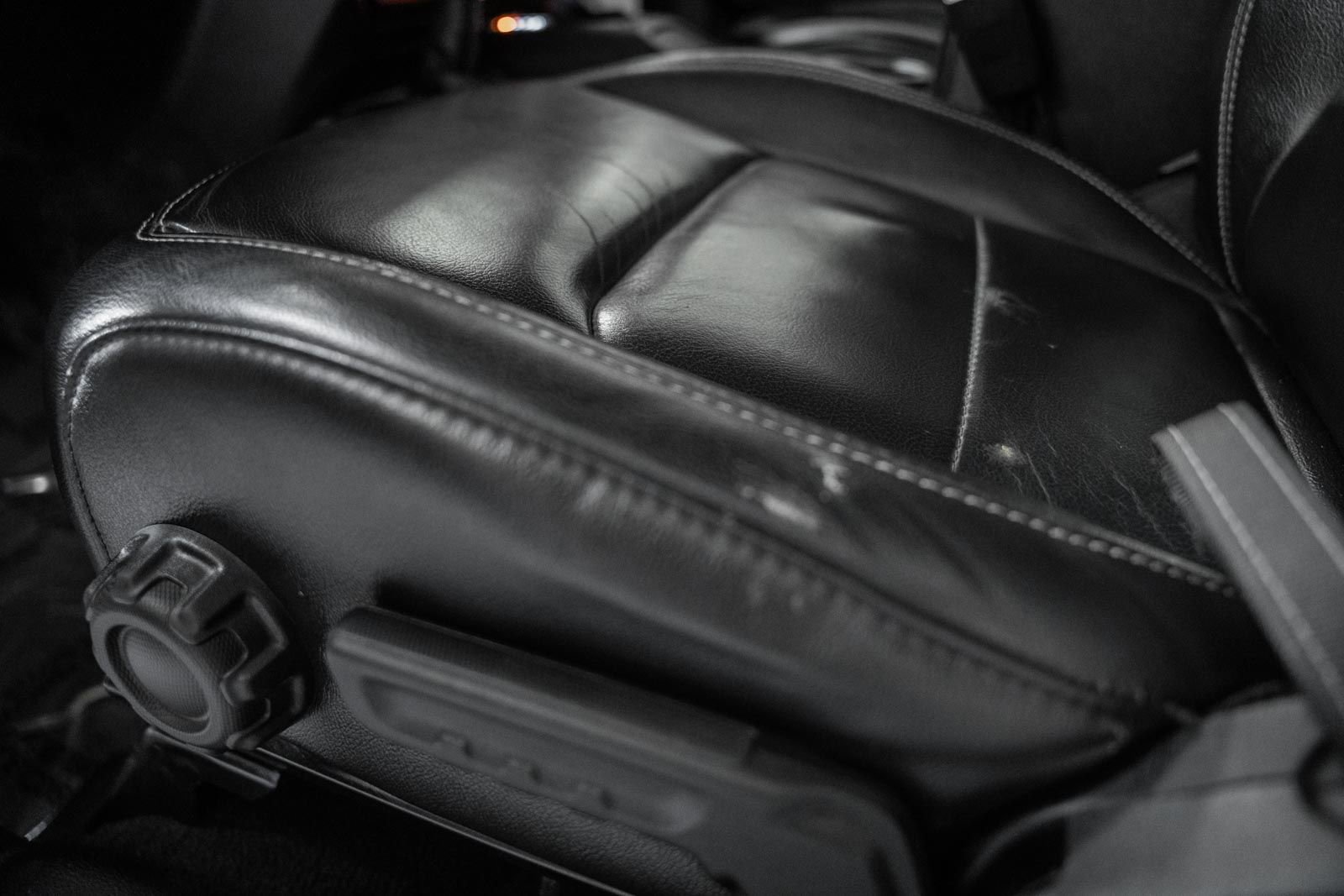 Used 2019 Jeep Wrangler Unlimited Sahara w/ Quick Order Package 24M Moab image 40