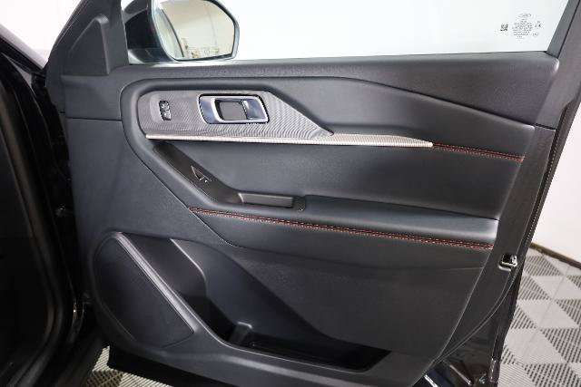 Certified 2025 Ford Explorer ST AWD/4WD image 33