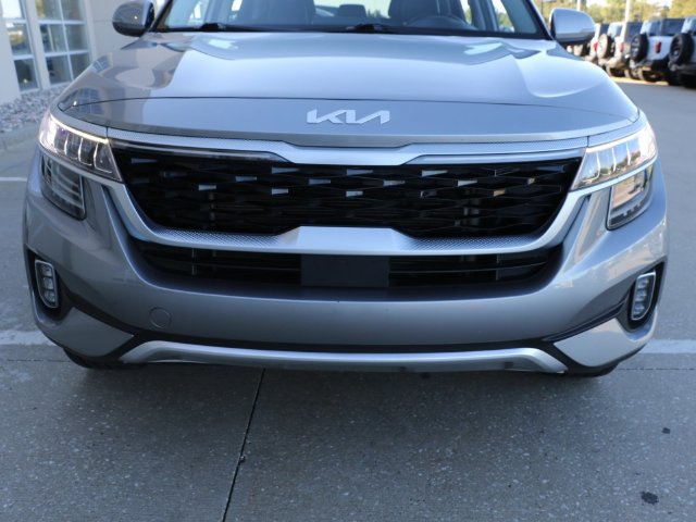Used 2022 Kia Seltos SX w/ Sunroof Package AWD/4WD image 10