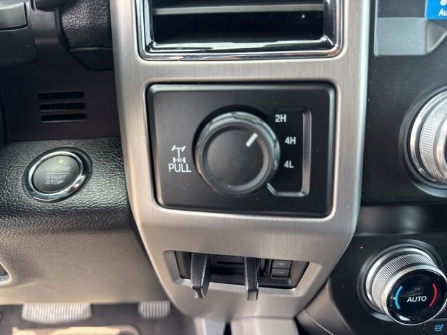 Certified 2019 Ford F350 Platinum w/ Platinum Ultimate Package AWD/4WD image 30